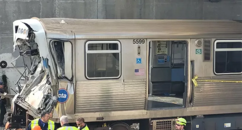 Chicago commuter train collides into snow removal equipment, 38 injured, 3 critically