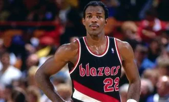 Clyde Drexler Height, Weight, Net Worth, Age, Birthday, Wikipedia, Who, Instagram, Biography