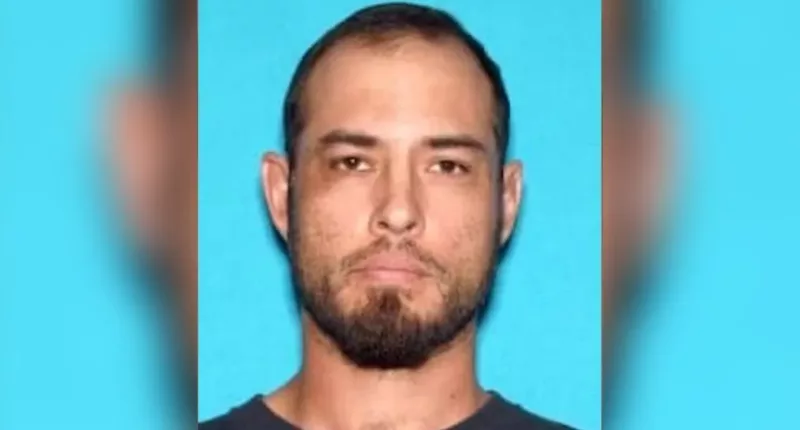 Colorado police hunt gunman after 3 people killed in quadruple shooting over property dispute