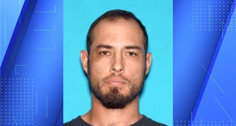 Colorado police search for man suspected of shooting, killing 3