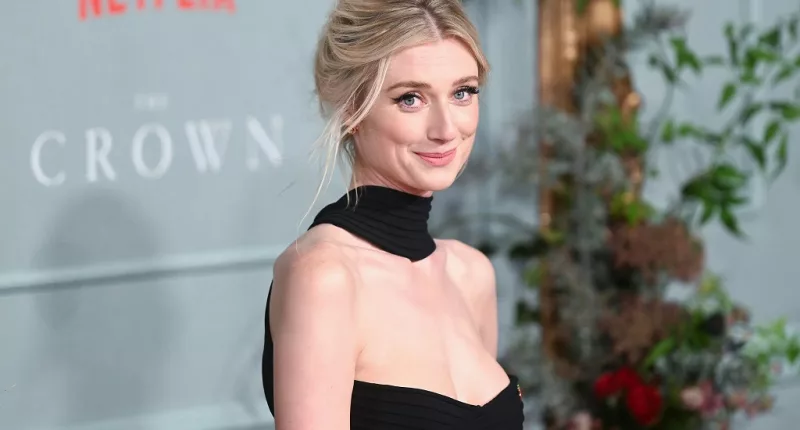 Elizabeth Debicki Brother