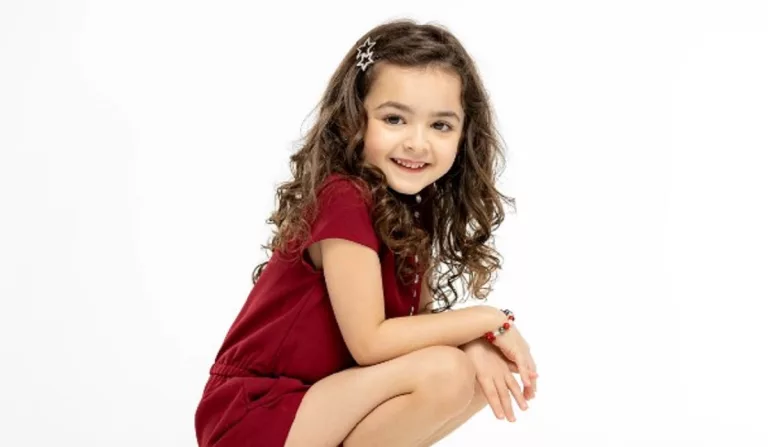 Ella Grace Helton Age Wikipedia: How Old Is Child Actress