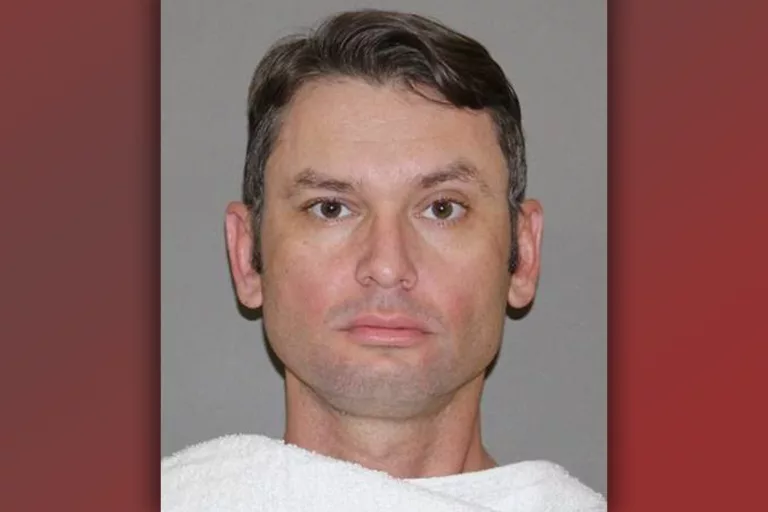 Ex-Sheriff’s Deputy Convicted of Fatally Shooting Wheelchair-Bound Girlfriend, after He Claimed It Was Suicide