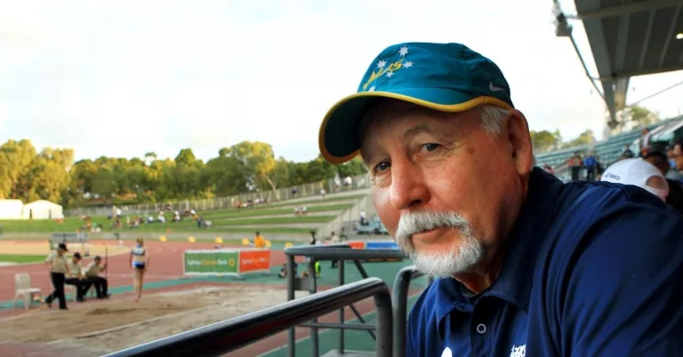 Gary Bourne Wikipedia And Age: Wife Noeline And Kids