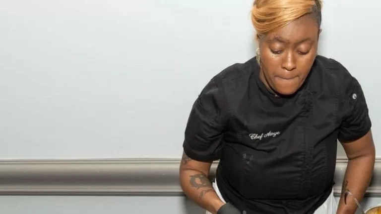 Hell’s Kitchen Atoye Husband: Donald Tapscott? Married Life