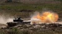 Hispanics warn of dangerous trap in Ukraine-for-border talks
