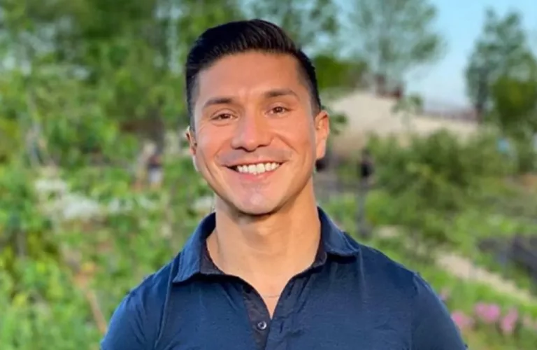 Is Erick Adame Gay Rumors True? Shirtless Photo Gone Viral