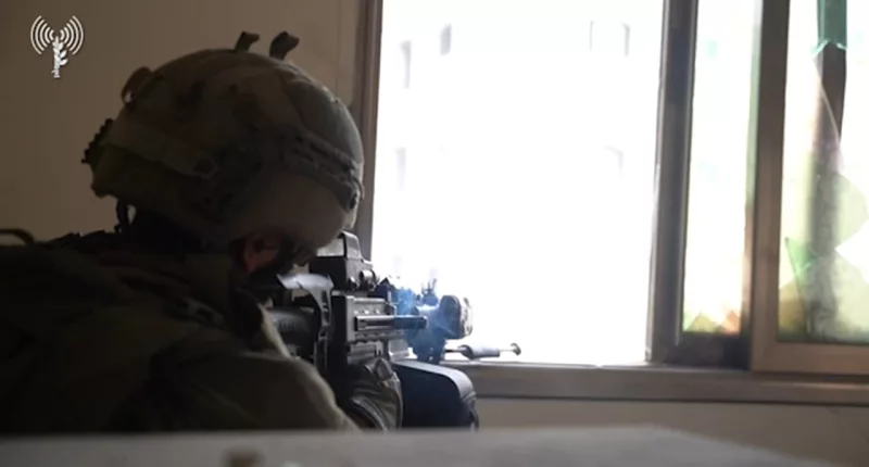 Israeli troops enter Al-Shifa Hospital after killing Hamas terrorists in gate-side firefight