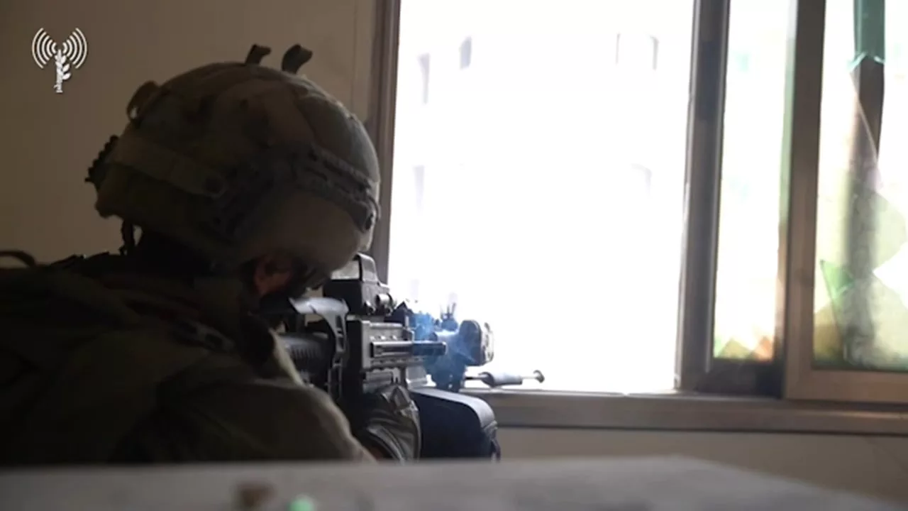 Israeli troops enter Al-Shifa Hospital after killing Hamas terrorists in gate-side firefight