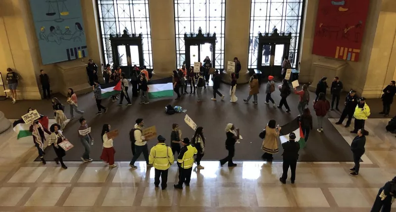 MIT is blasted for refusing to suspend students who threatened Jews