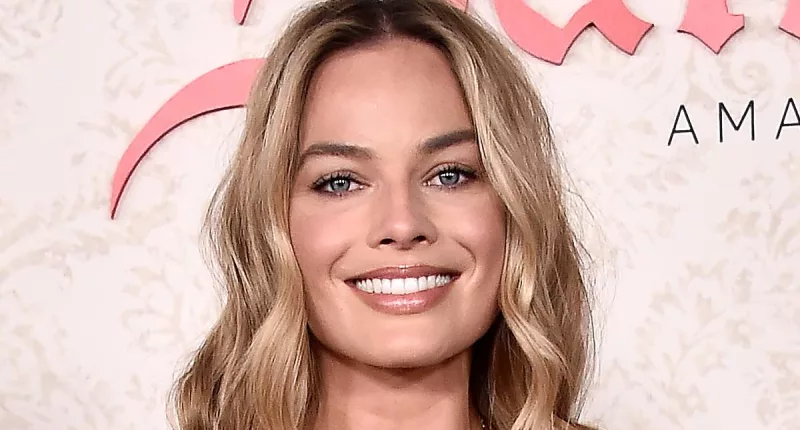 Margot Robbie and Carey Mulligan at the LA premiere of Saltburn