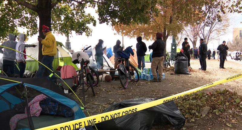 Migrants seek work to avoid living on Denver's streets