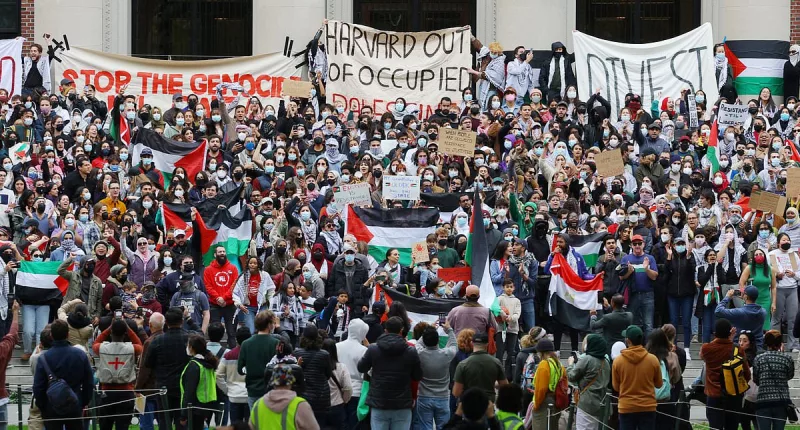 More than 1,600 Jewish alumni have threatened to withdraw donations