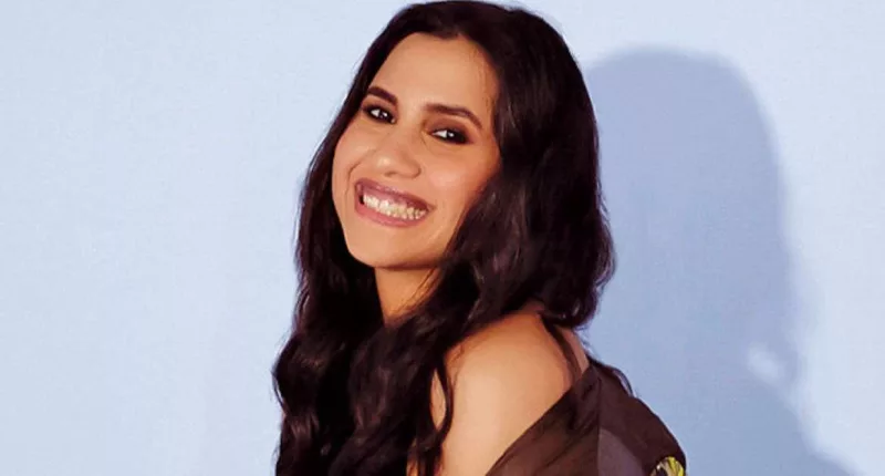 Nikhita Gandhi Accident