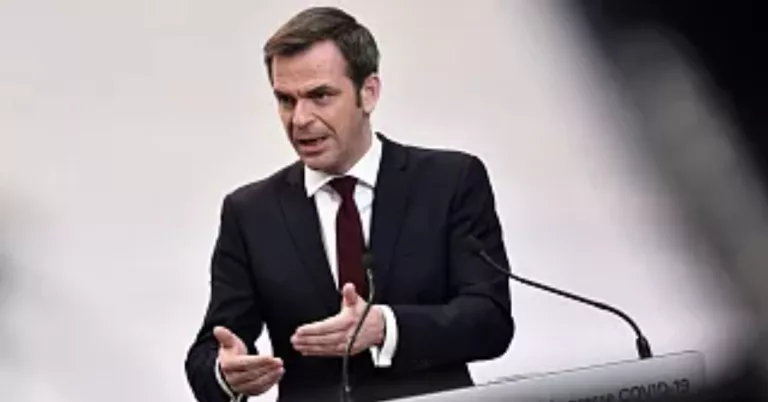 Olivier Veran Couple Photo: Is He Gay Or Have A Wife?