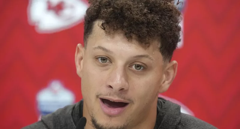 Patrick Mahomes reveals odd pregame superstition: 'I have to wear them'