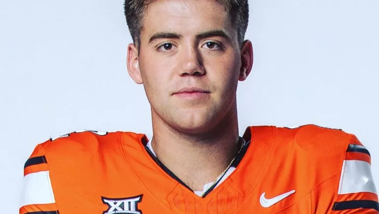 QB Gunnar Gundy Parents: Mike And Kristen Gundy