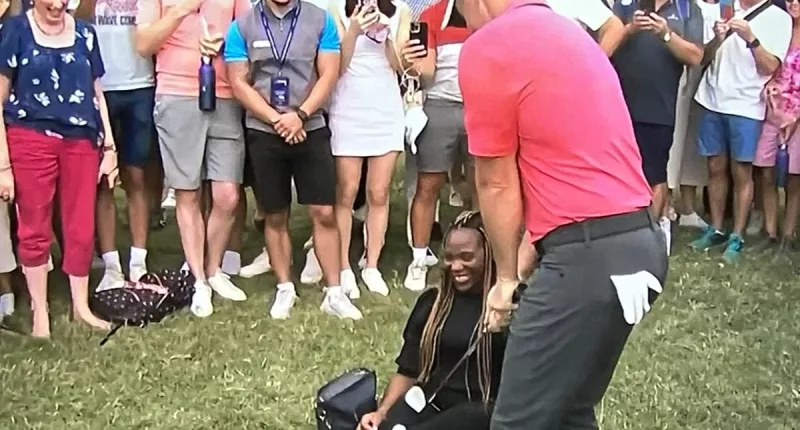 Rory McIlroy hits wayward tee shot onto a woman's LAP at DP Finale