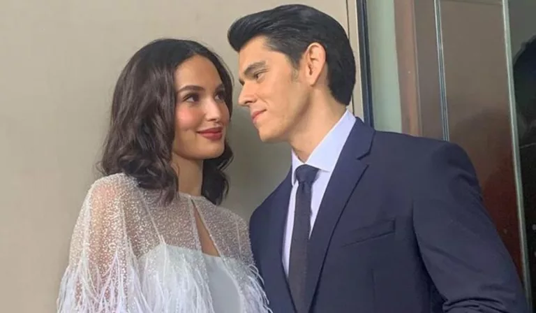 Sarah Lahbati Split With Richard: Short Hair & IG Drama