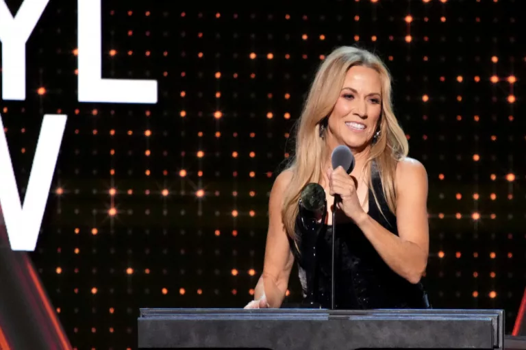 Sheryl Crow reveals what her sons think of her fame: ‘They’re just like ‘ugh!’