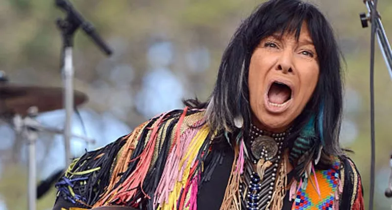 Singer Buffy Saint-Marie is accused of faking Indigenous heritage