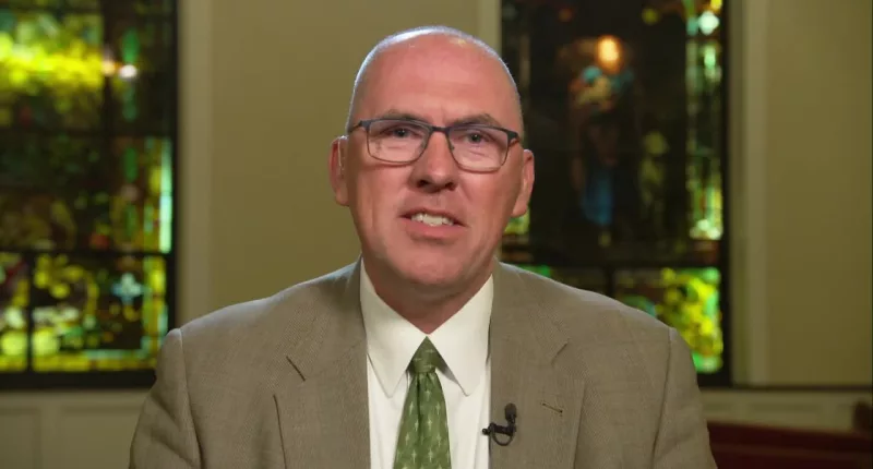 Southern Baptist leader urges Americans to 'rediscover' love