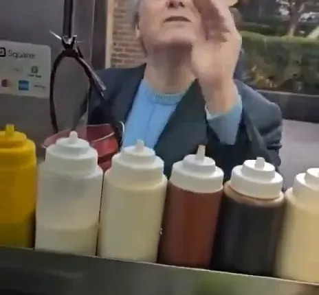 Former Obama advisor Stuart Seldowitz, 64, has been arrested after he was caught on camera having a disturbing confrontation with a halal food cart vendor