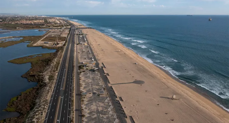 Sunset Beach closed briefly Sunday after shark sighting