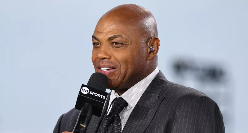 TNT Sports takes us on a behind-the-scenes tour of Inside The NBA