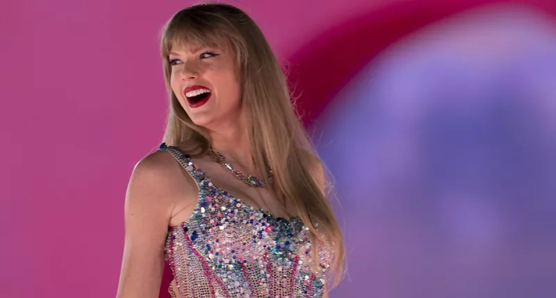 Taylor Swift drops VERY clever Travis Kelce hint on Instagram