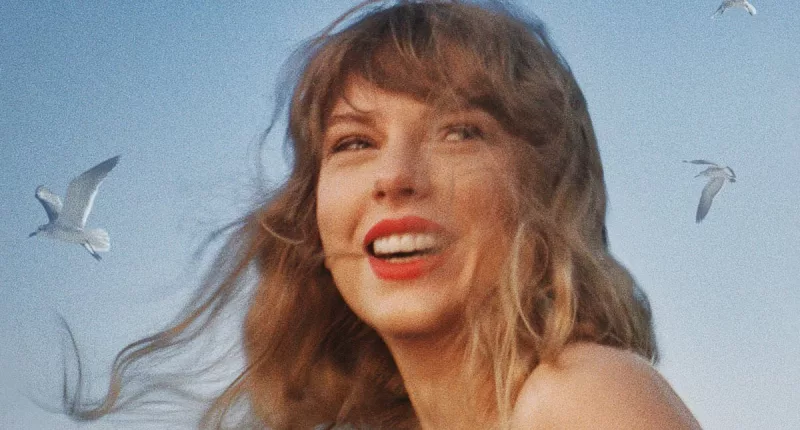 Taylor Swift's 1989 debuts at #1 and is the biggest debut of career