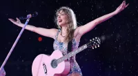 Taylor Swift's Louboutin heel BREAKS during concert