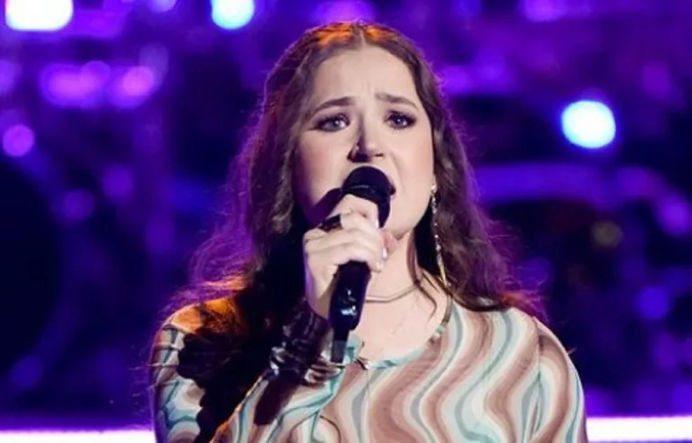 The Voice Alison Albrecht Brother: Andrew Albrecht