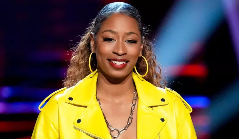 The Voice Kara Tenae Job Career Earnings And Family