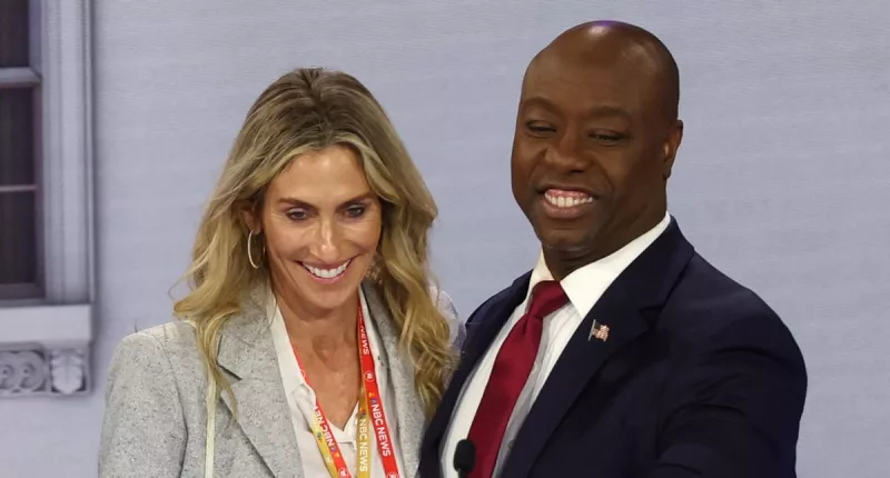 Tim Scott reveal his mystery GIRLFRIEND on stage