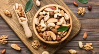 What Happens to Your Body When You Eat Nuts Every Day