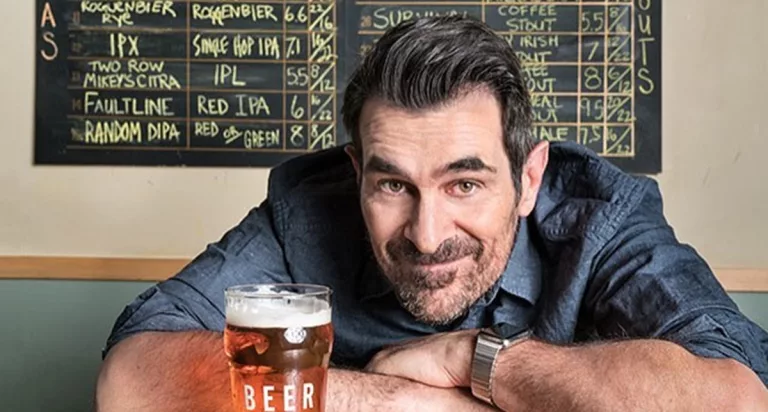 Who Is Holly Burrell? Ty Burrell Wife Married Life And Kids