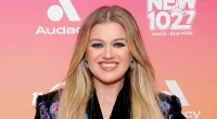 Why Taylor Swift Sent Kelly Clarkson Flowers After ‘1989’ Rerecording