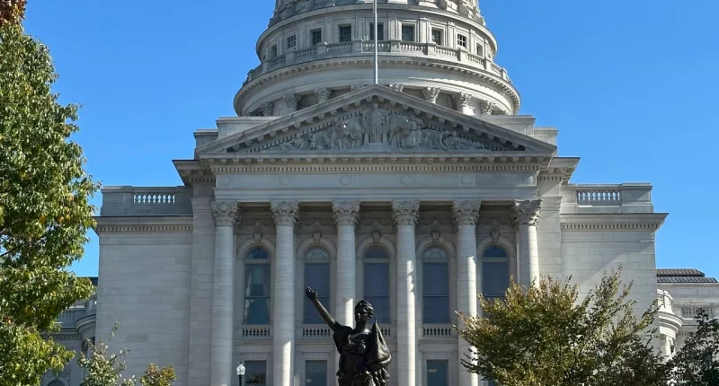 Wisconsin Supreme Court questions timing of redistricting challenge seeking new maps for 2024
