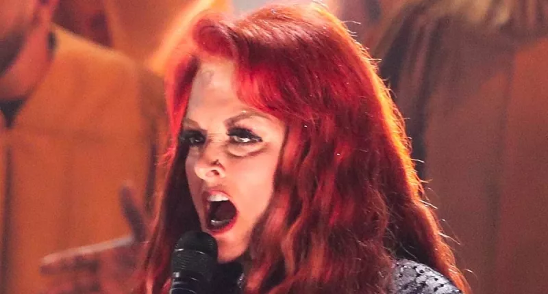 Wynonna Judd worries fans after 'bizarre' CMA Awards performance