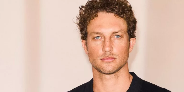 Bachelor Australia Ben Waddell Brother: Who Is Rob Waddell? Age Gap – Model Fact