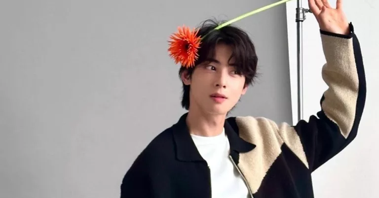 Cha Eun Woo Girlfriend: Is He Married To Moon Ga Young?