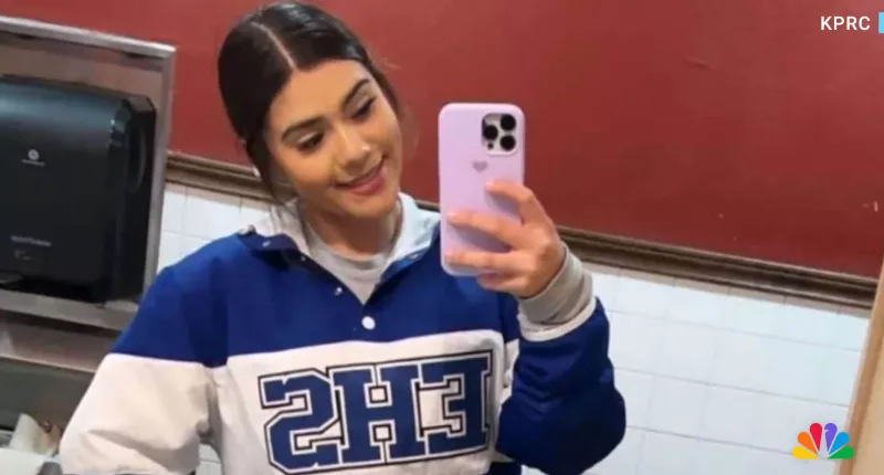 Cheerleader Lizbeth Medina, 16, was found dead in her bathtub by her mother in Edna, Texas