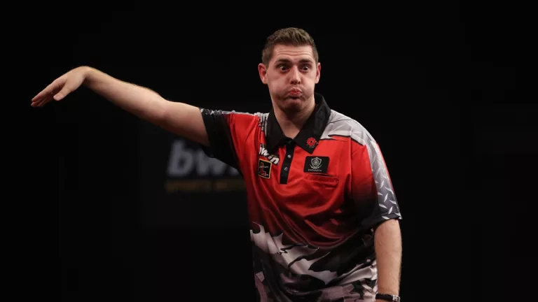 Darts: Berry Van Peer Girlfriend: Who Is Iselin Hauen?