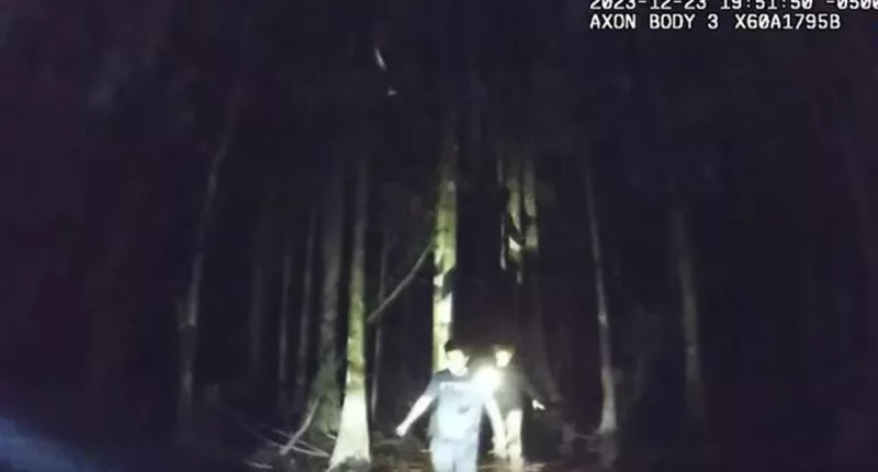 Florida hikers rescued after being lost for hours in alligator-infested swamp, video shows