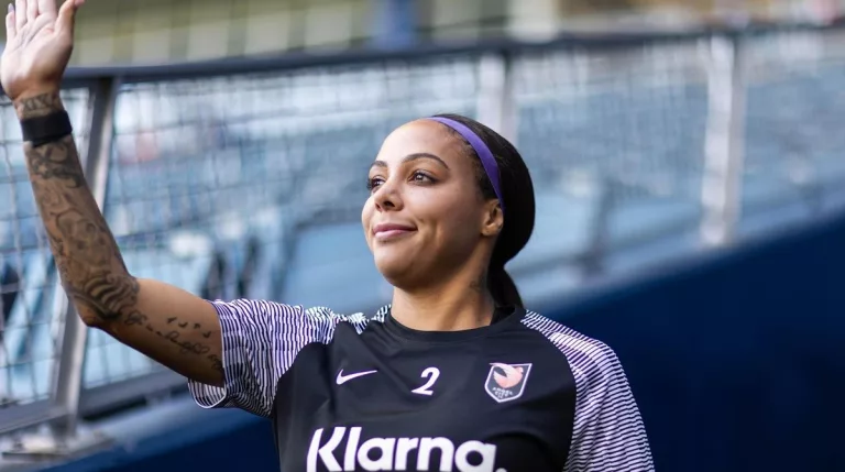Fun Fact Is Sydney Leroux Lesbian And Dating Merritt Mathias