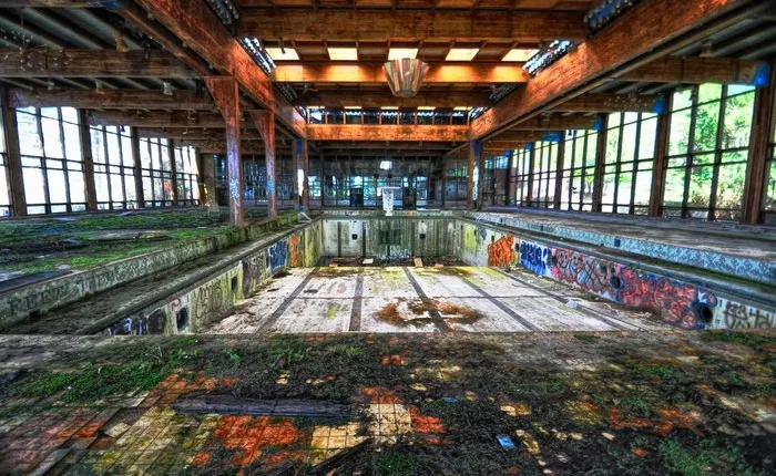 New York's Grossinger’s Catskill Resort Hotel which inspired Dirty Dancing has been left stuck in time and abandoned