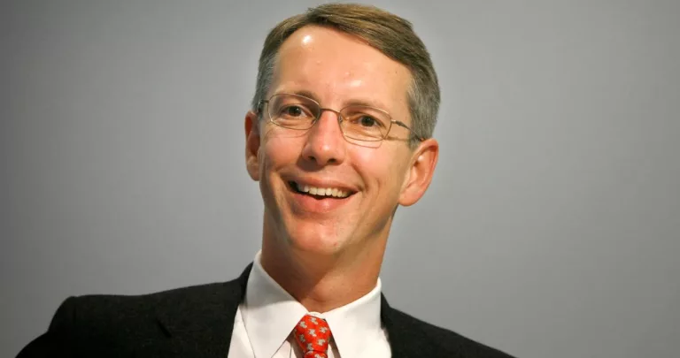 Is Scott Bok Gay Or Does He Have Wife? Relationship Timeline