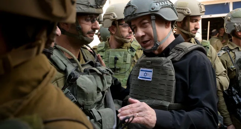 The Israeli prime minister visited IDF soldiers in the Northern Gaza