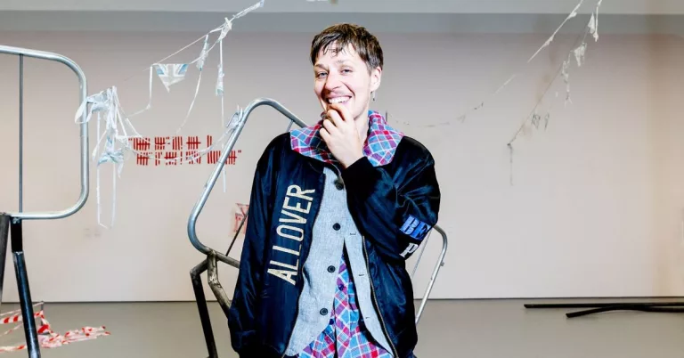 Jesse Darling Disability: Right Hand Doesn’t Work